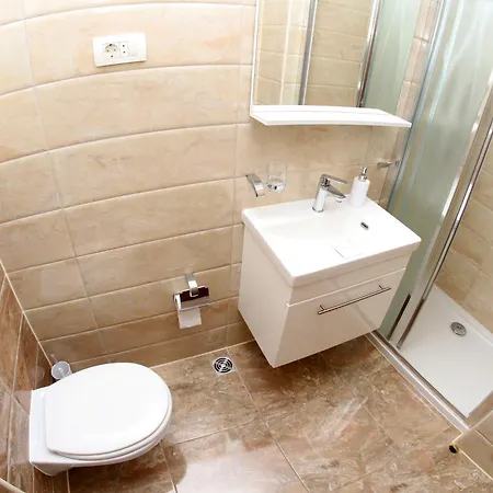 Apartament Edita & Robert Lokva Rogoznica